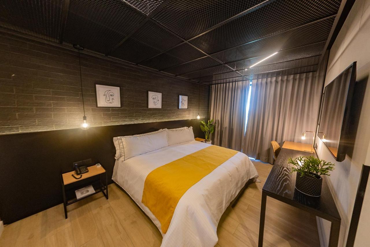 Fulton Business Luxury Hotel غوادالاجارا المظهر الخارجي الصورة