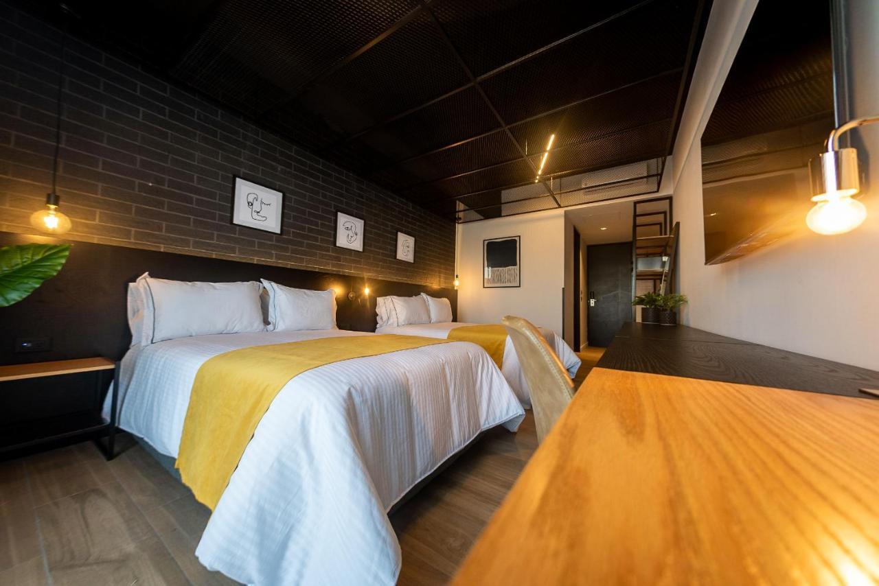 Fulton Business Luxury Hotel غوادالاجارا المظهر الخارجي الصورة