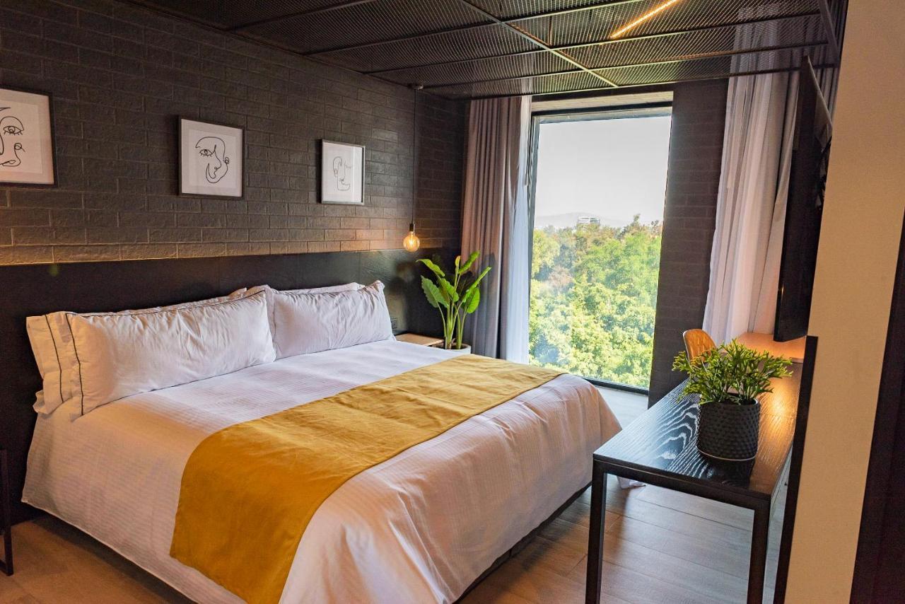 Fulton Business Luxury Hotel غوادالاجارا المظهر الخارجي الصورة