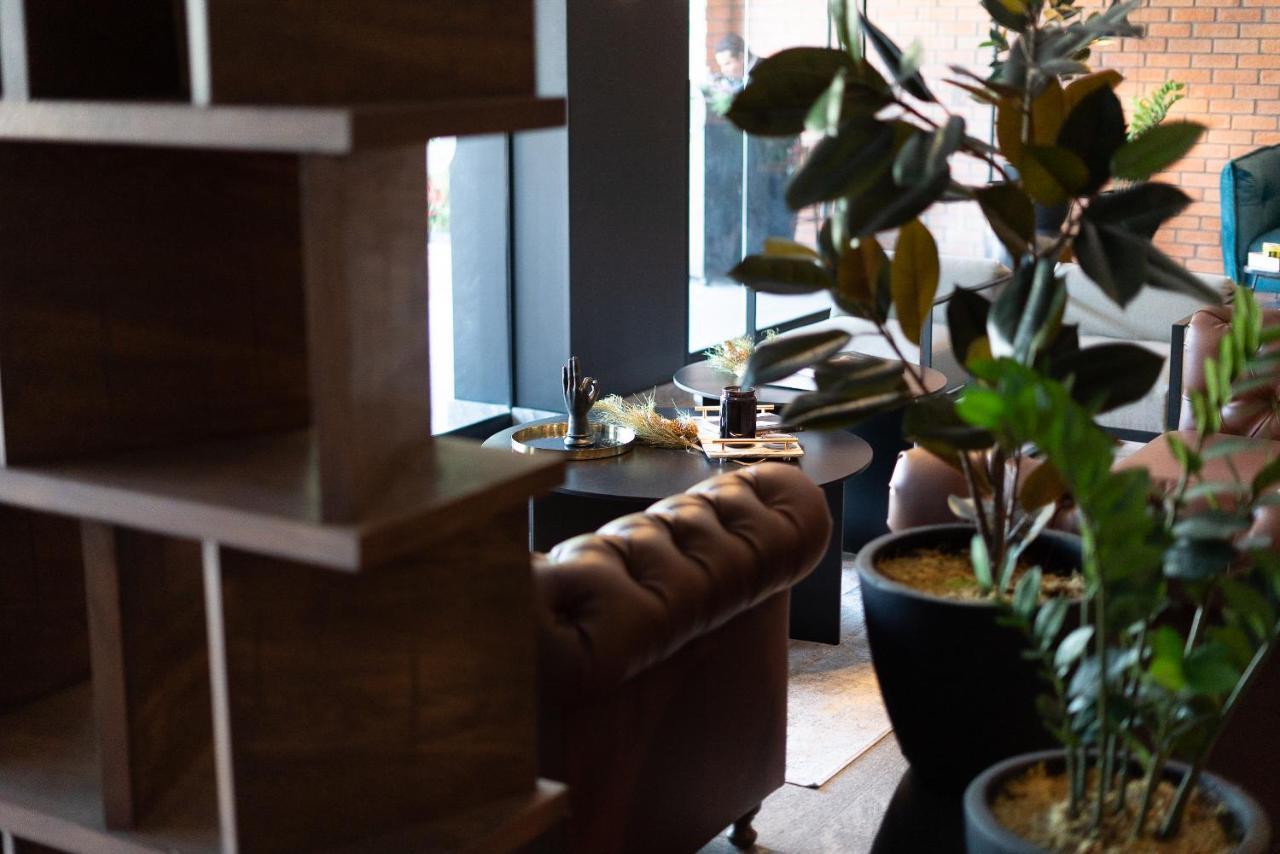 Fulton Business Luxury Hotel غوادالاجارا المظهر الخارجي الصورة