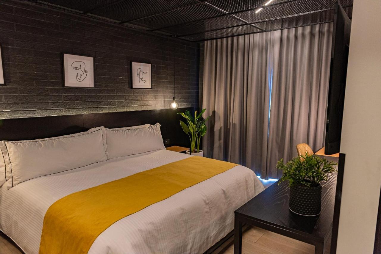 Fulton Business Luxury Hotel غوادالاجارا المظهر الخارجي الصورة